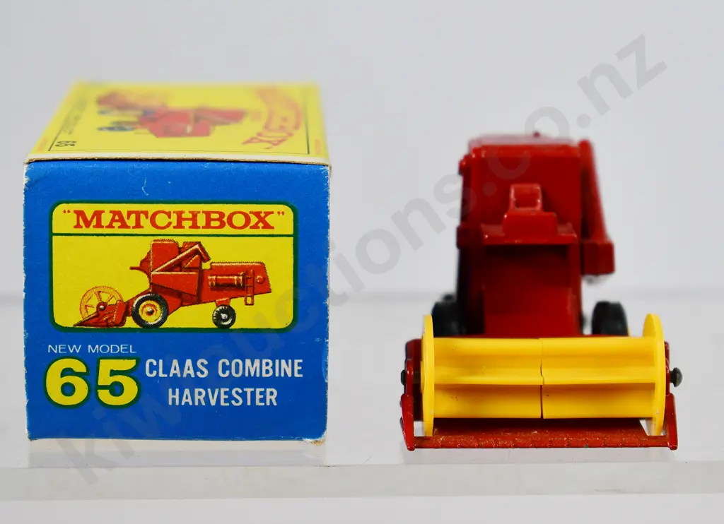 MATCHBOX SERIES  CLAAS COMBINE HARVESTER NO. 65 Image 1++