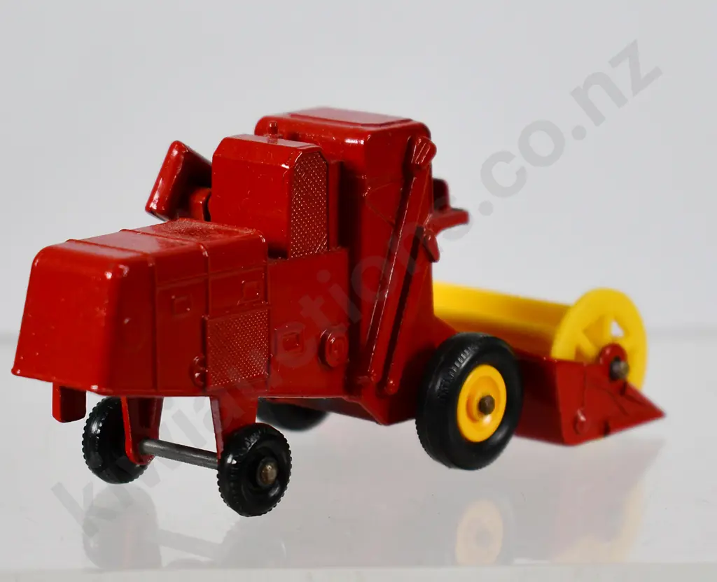 MATCHBOX SERIES  CLAAS COMBINE HARVESTER NO. 65 Image 1++