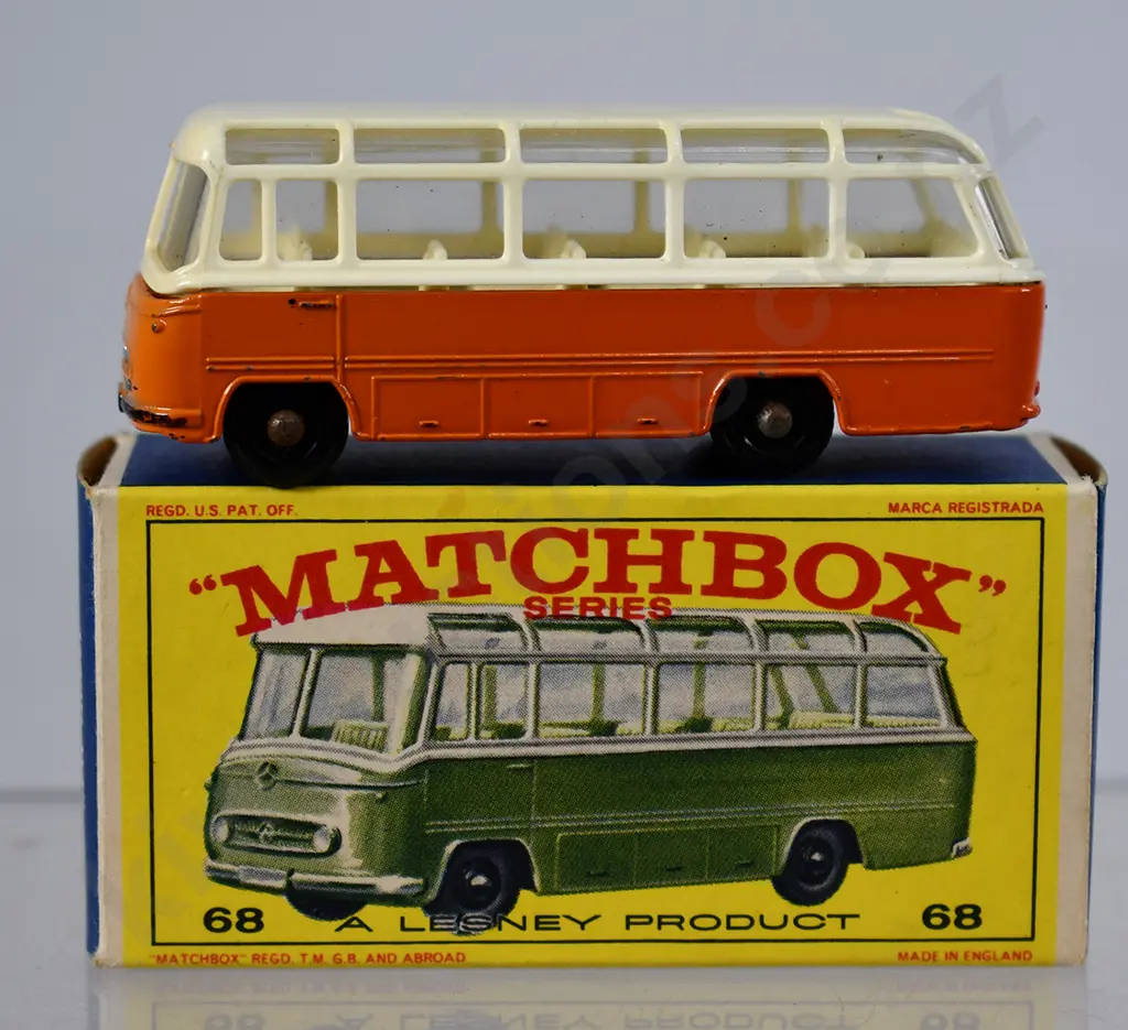 MATCHBOX SERIES MERCEDES COACH NO. 68 Image 1++