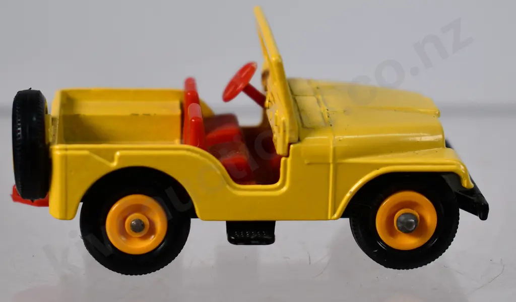 MATCHBOX SERIES  STANDARD JEEP, NO. 72 Image 1++