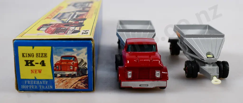 MATCHBOX K-15 FRUEHAUF HOPPER TRAIN Image 1++