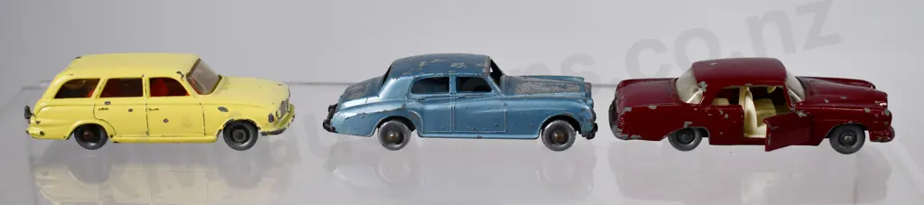 MATCHBOX SERIES VAUXHALL, ROLLS, MERCEDES CARS BOXED Image 1++