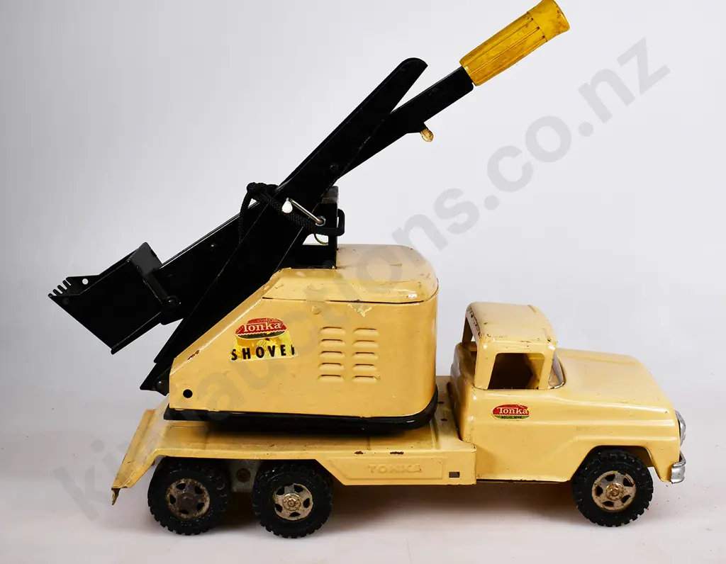 TONKA SHOVEL MODEL 2520 Image 1++