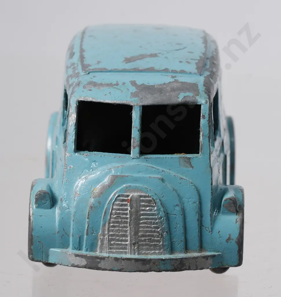 TRI-ANG TOYS MORRIS J VAN Image 1++
