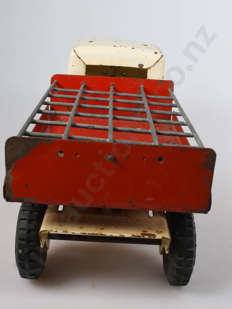 TRI-ANG JUNIOR SERIES MILK LORRY Image 1++