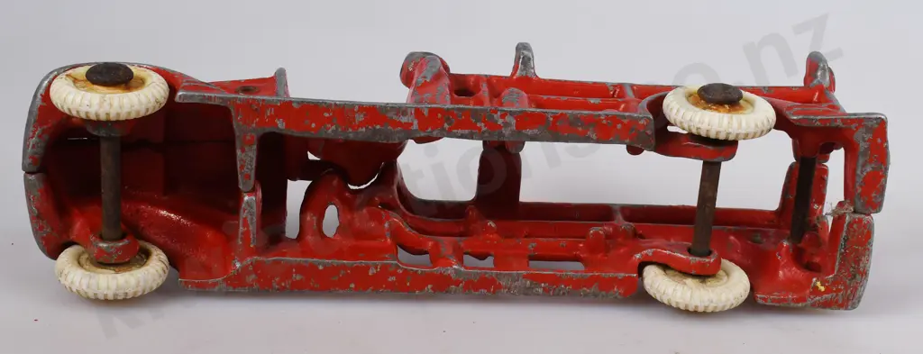 FUN HO LARGE FIRE ENGINE 105 Image 1++