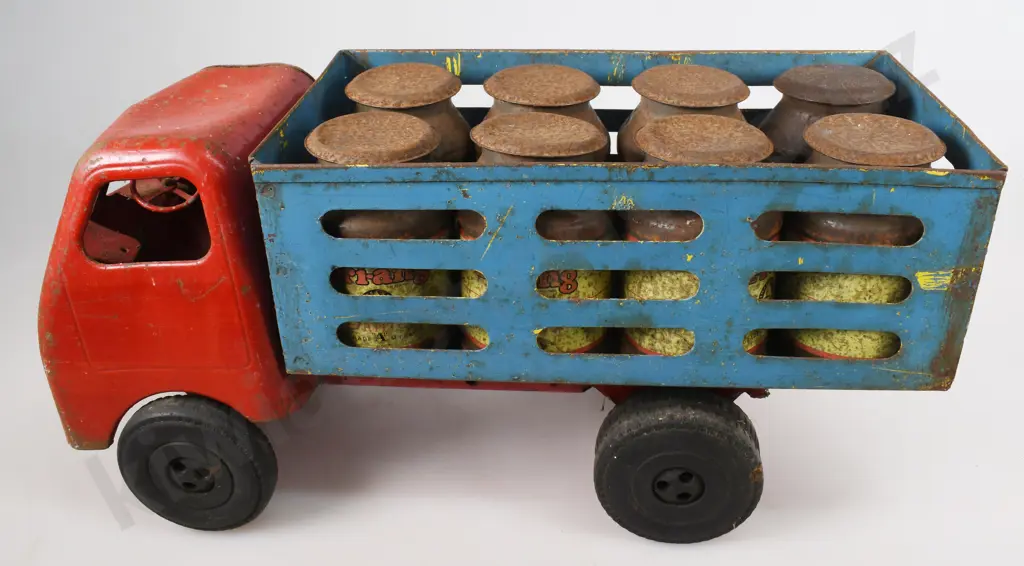 TRI-ANG DIESEL SERIES MILK TRUCK Image 1++