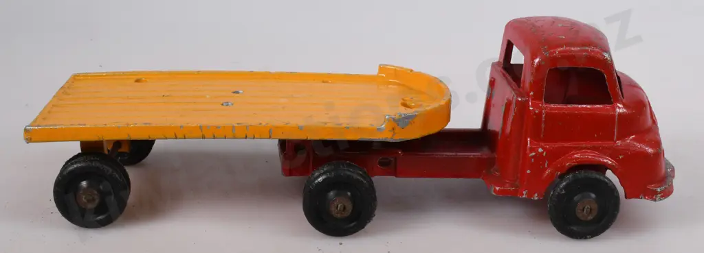MACKENZIE & BANNISTER ARTICULATED TRUCK Image 1++