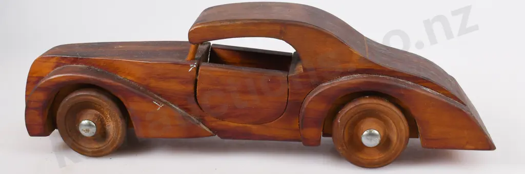WOODEN CAR MADE BY HARDIE TOYS NEW ZEALAND Image 1++