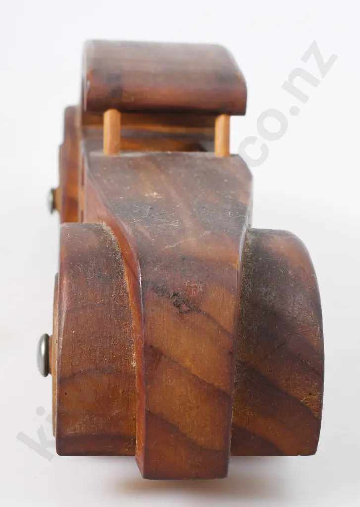 WOODEN CAR MADE BY HARDIE TOYS NEW ZEALAND Image 1++