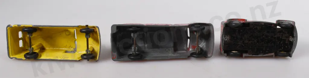BRENTWARE MODEL CHEV PANEL VAN, PETROL TANKER, TRI-ANG MORRIS J VAN Image 1++