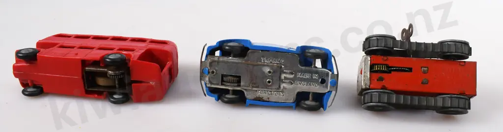 TRI-ANG MINIC BUS, VAN, TRACTOR Image 1++