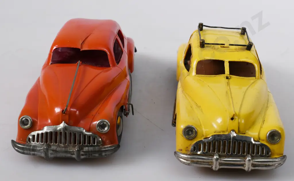 TRI-ANG MINIC NO. 2 SERIES BUICK CARS Image 1++