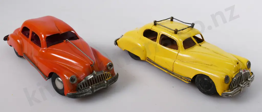 TRI-ANG MINIC NO. 2 SERIES BUICK CARS Image 1++