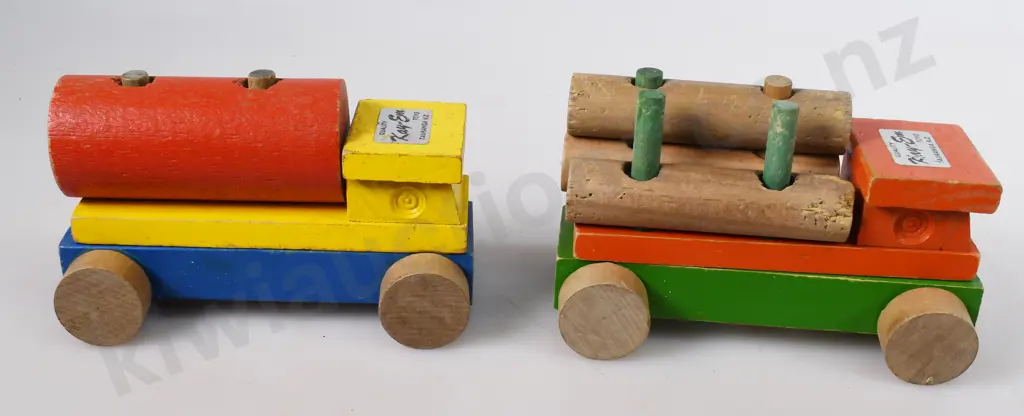 KAY-EM WOODEN TOYS Image 1++