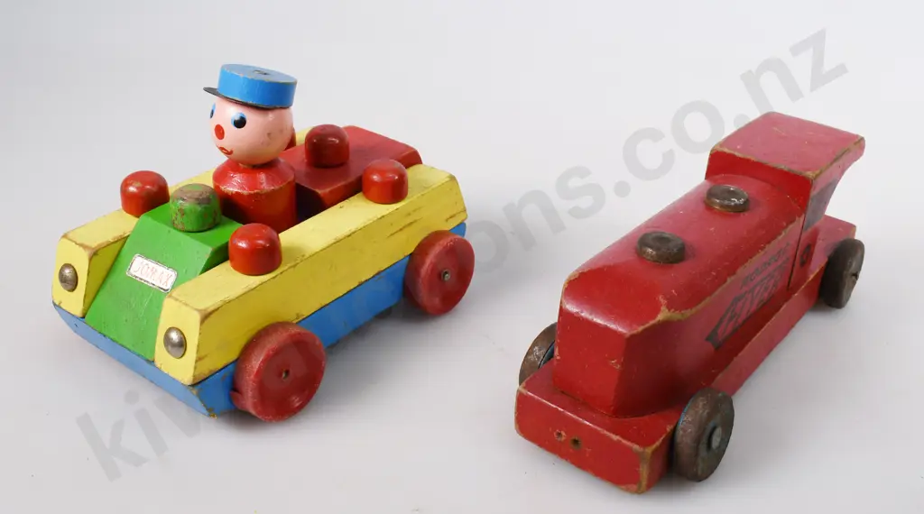 2 WOODEN TOYS Image 1++