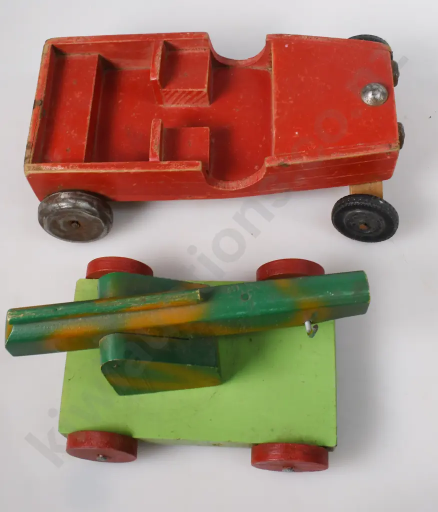 2 WOODEN TOYS Image 1++