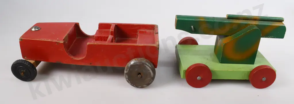 2 WOODEN TOYS Image 1++