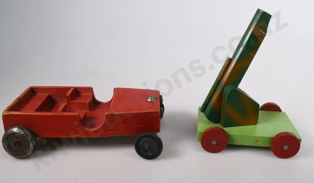 2 WOODEN TOYS Image 1++