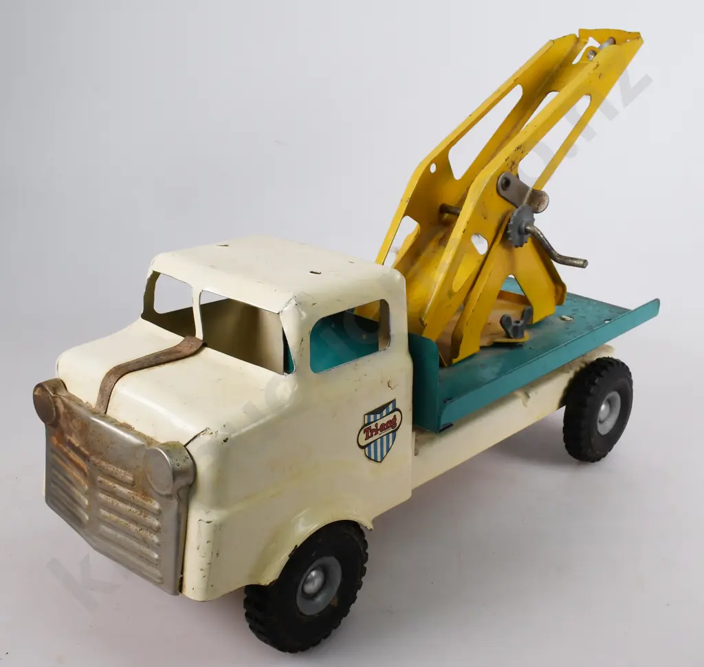 TRI-ANG JUNIOR SERIES BREAKDOWN LORRY Image 1++
