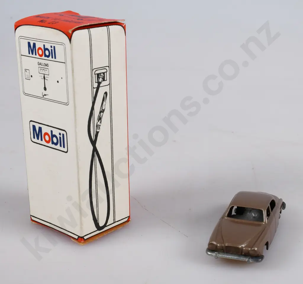 FUN HO MIDGET MARK 10 JAGUAR NO 23, BOXED Image 1++