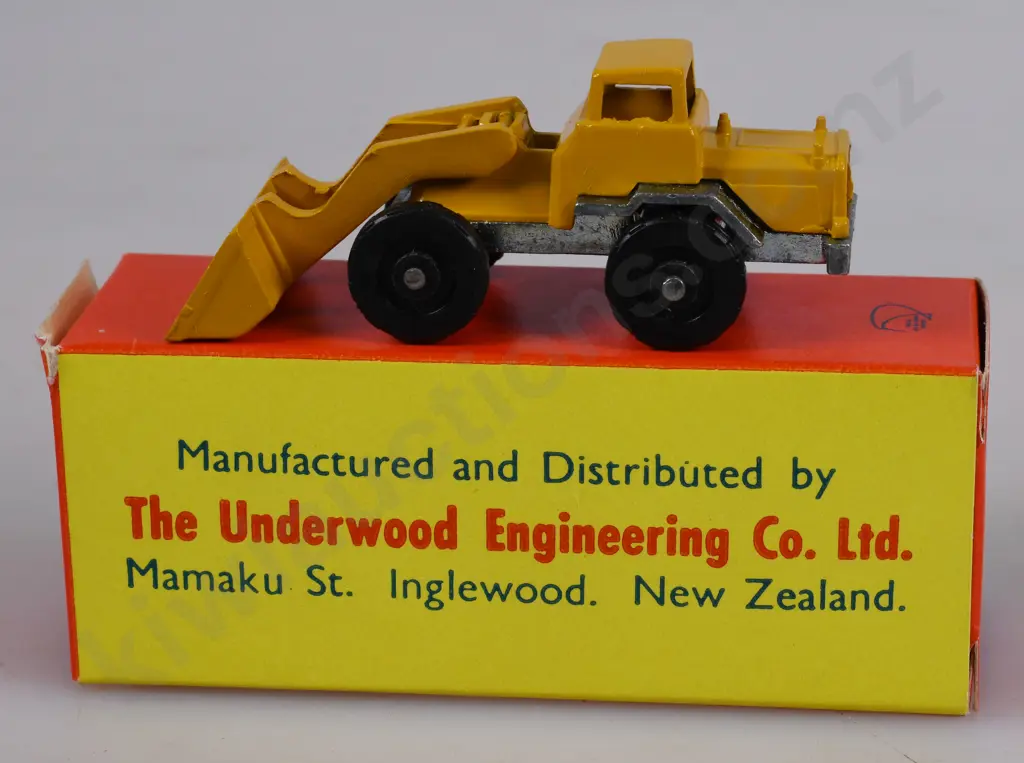 FUN HO MIDGET TRACTOR SHOVEL NO 54, BOXED Image 1++