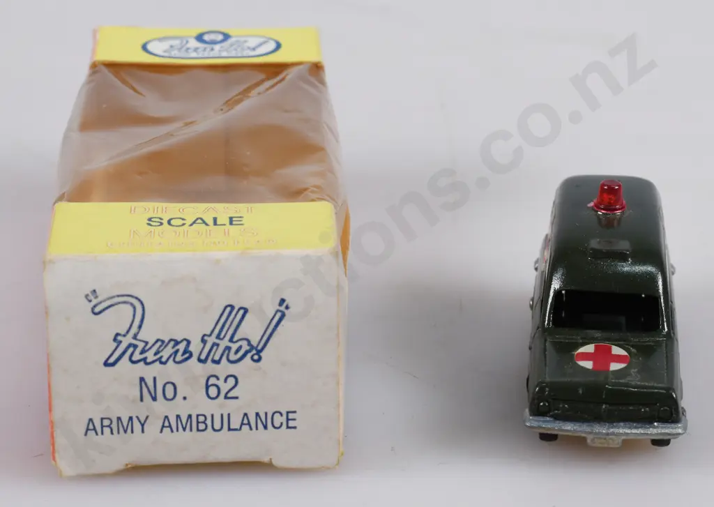 FUN HO MIDGET ARMY AMBULANCE NO 62, BOXED Image 1++