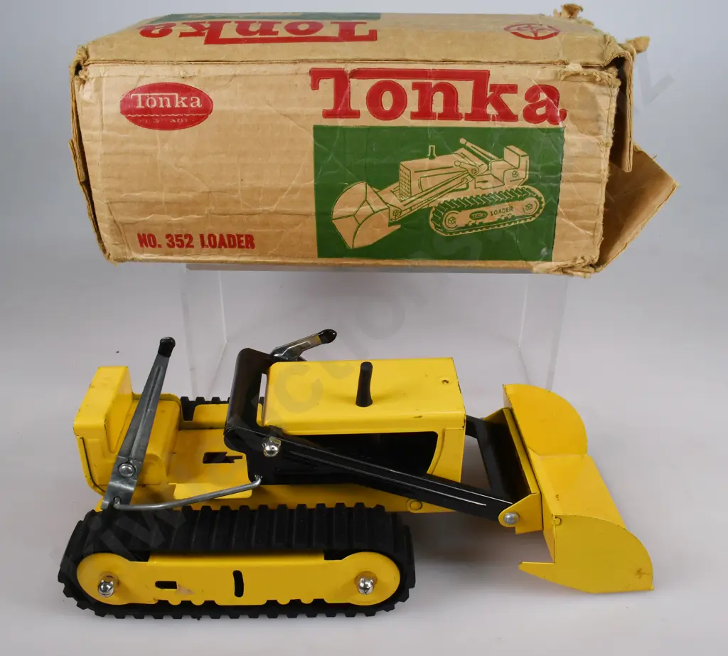 TONKA NO. 352 LOADER, NEW ZEALAND MADE BOXED Image 1++
