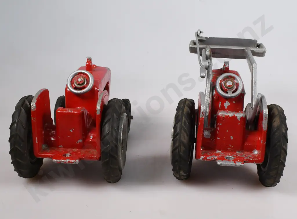 MACKENZIE & BANNISTER JUMBO TOYS Image 1++
