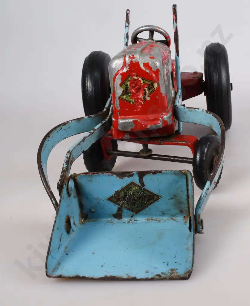 TIGER TOYS FORDSON TRACTOR, FRONT END LOADER Image 1++