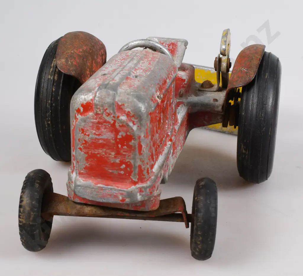 TIGER TOYS FORDSON TRACTOR, BACK BLADE Image 1++