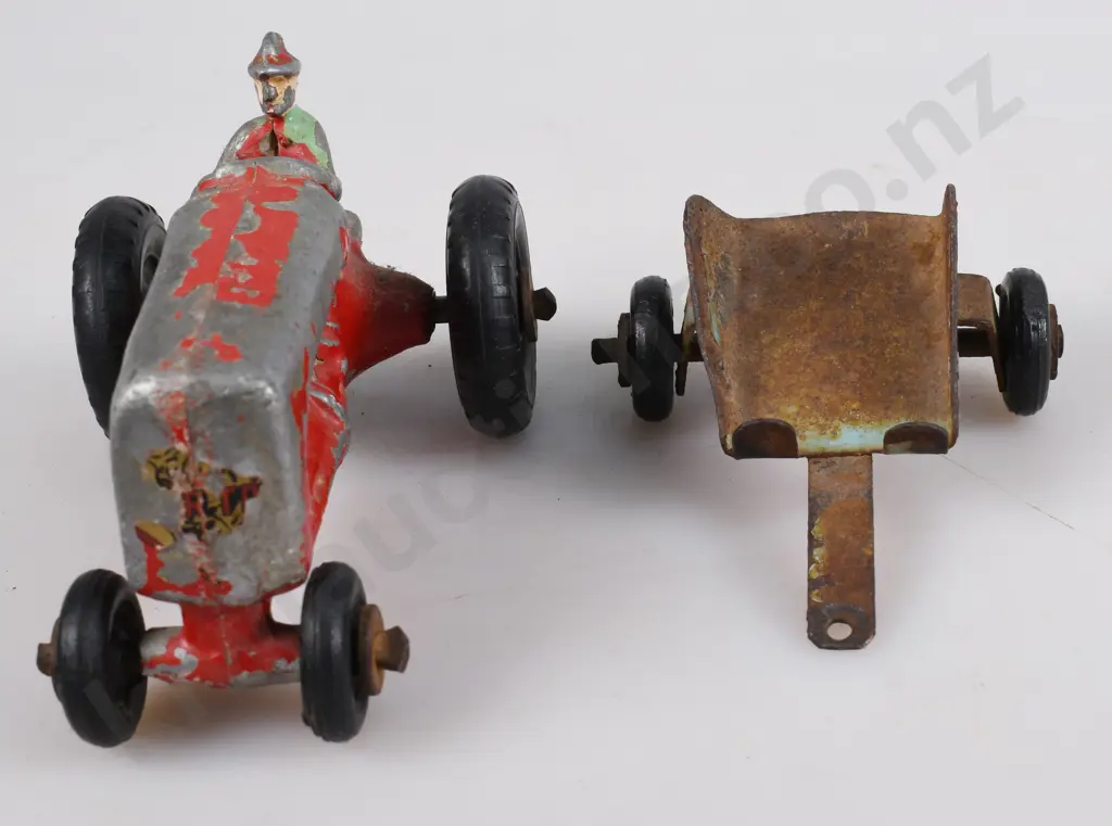 TIGER TOYS FORDSON TRACTOR, TRAILER Image 1++