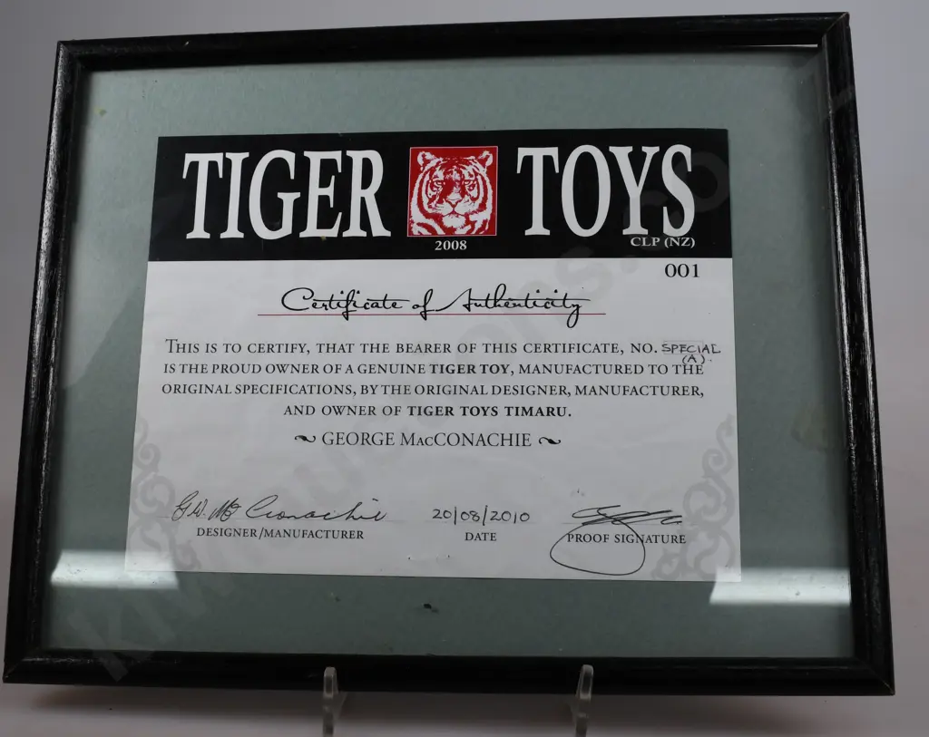 TIGER TOYS 2008 ASHTRAY, & CERTIFICATE OF AUTHENTICITY Image 1++