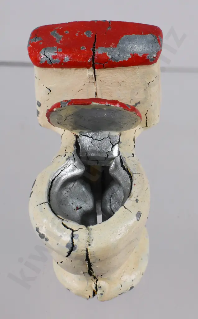 TINK-E TOYS TOILET, IRONS Image 1++