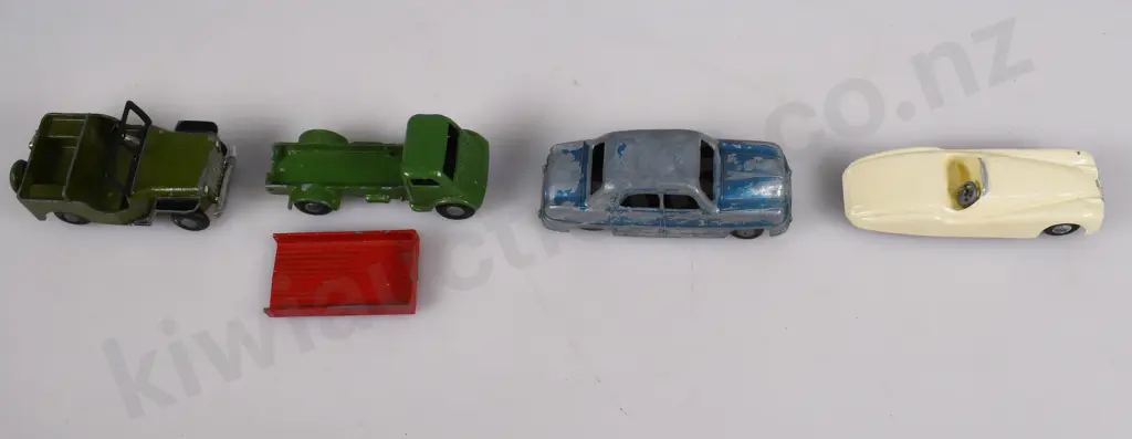 TRI-ANG DIECAST TOYS Image 1++