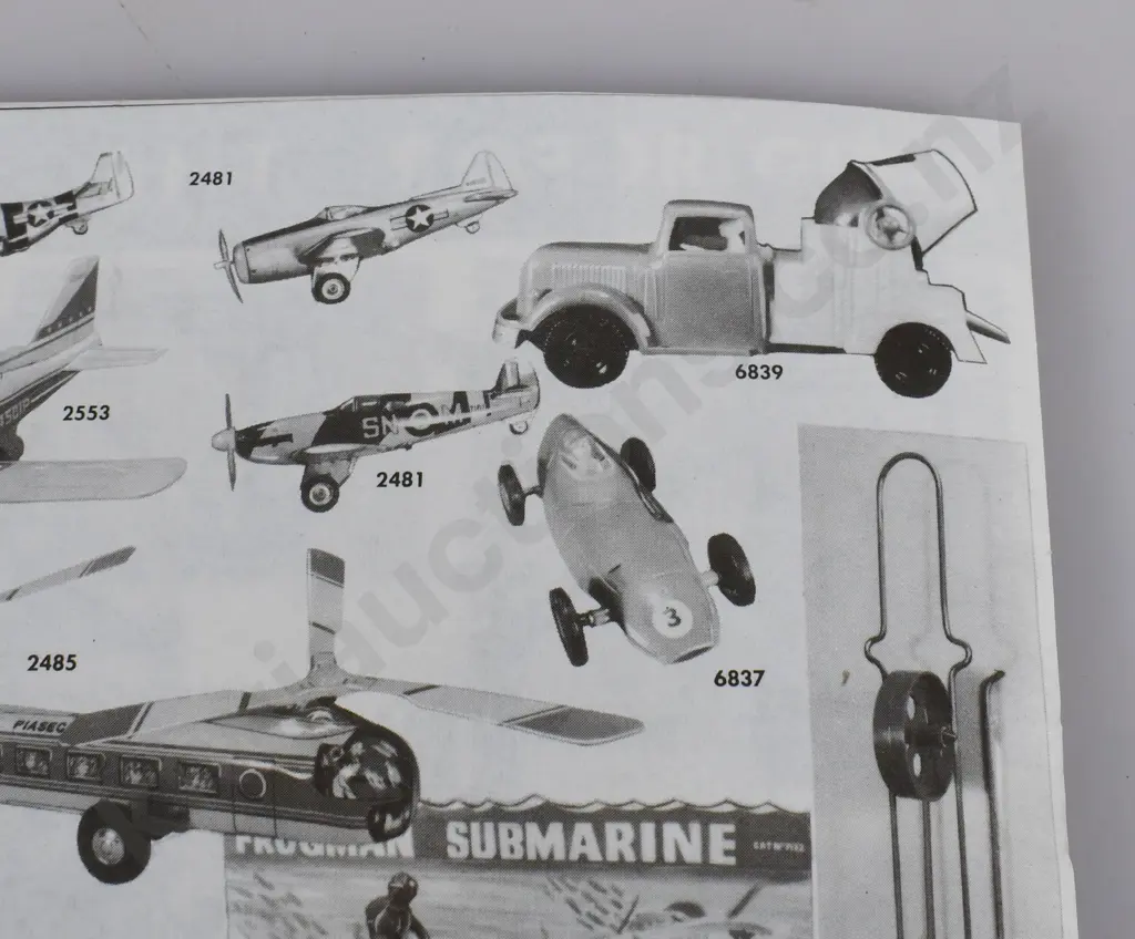 ASSORTED NEW ZEALAND TOYS Image 1++