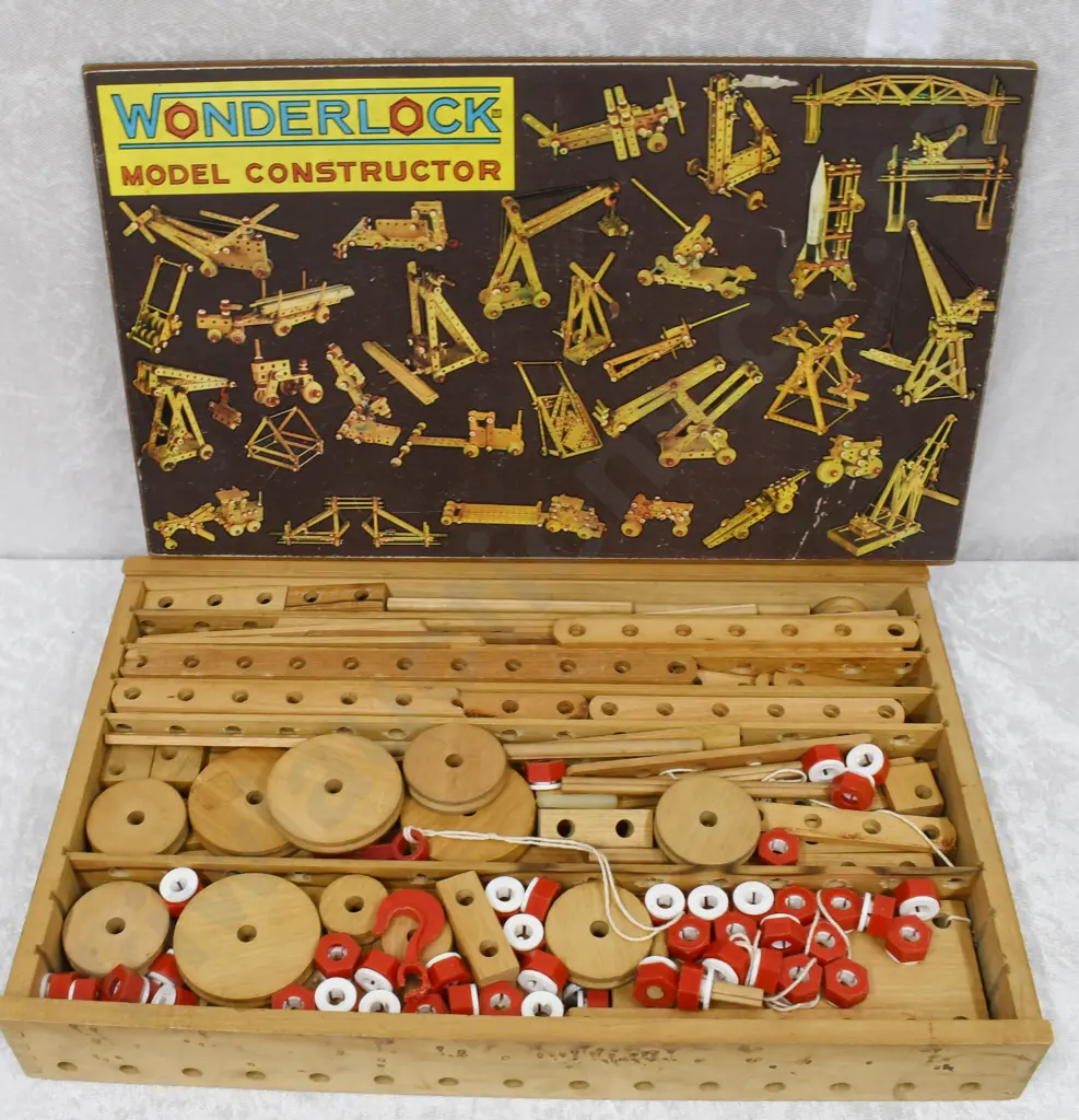 WONDERLOCK MODEL CONSTRUCTOR WOODEN TOYS Image 1++
