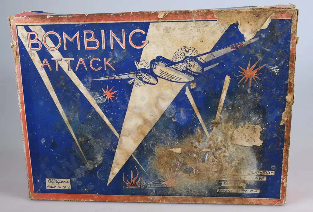 ABINGDONS NEW ZEALAND BOMBING ATTACK GAME Image 1++