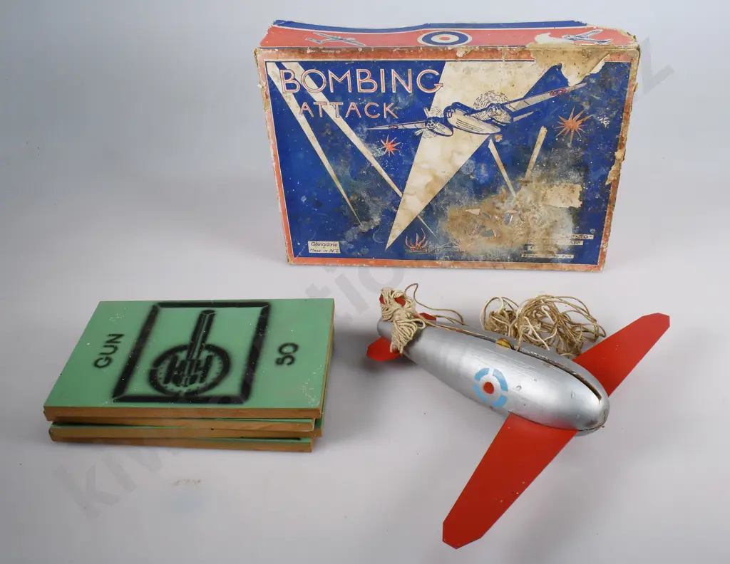 ABINGDONS NEW ZEALAND BOMBING ATTACK GAME Image 1++