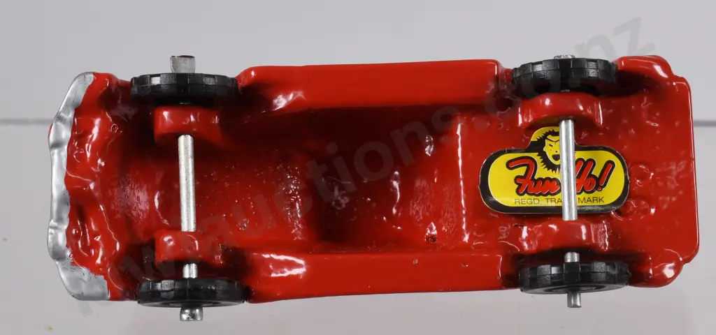FUN HO & MACKENZIE BANNISTER VEHICLES Image 1++