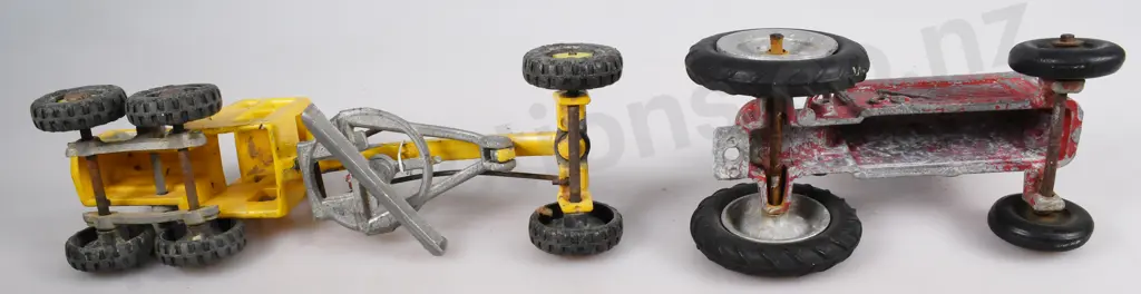 FUN HO & MACKENZIE BANNISTER VEHICLES Image 1++