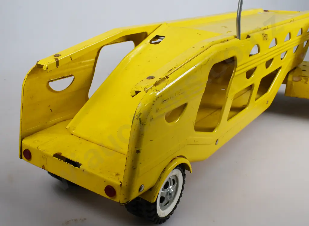 TONKA PRESSED STEEL CAR CARRIER Image 1++