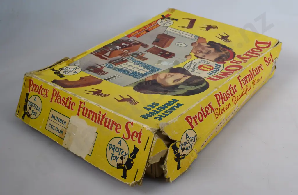 PROTEX PLASTIC DOLLS FURNITURE Image 1++