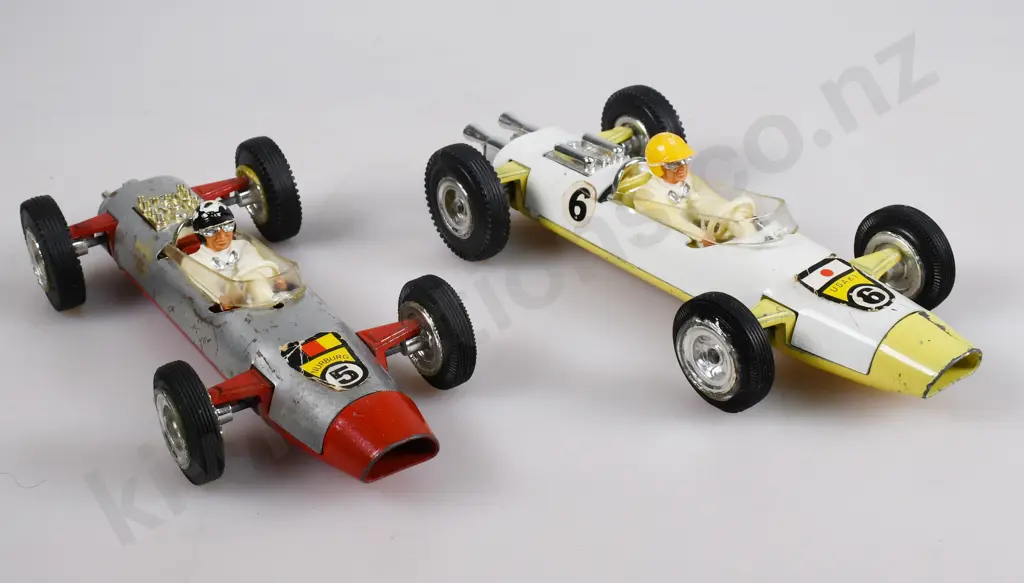 TRI-ANG MINI HIGHWAY RACING CARS Image 1++