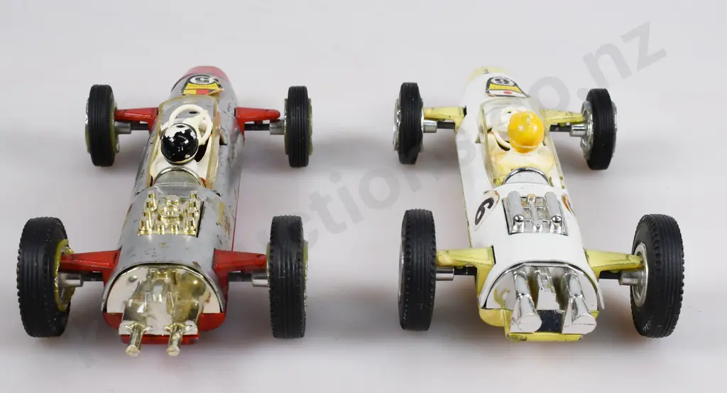 TRI-ANG MINI HIGHWAY RACING CARS Image 1++