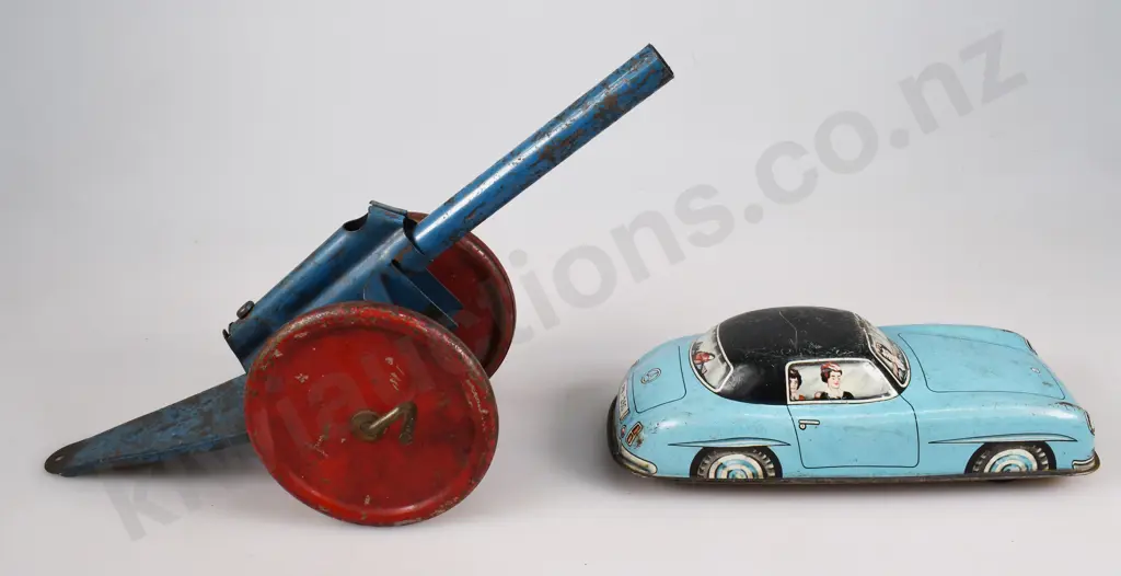 2 TIN TOYS Image 1++