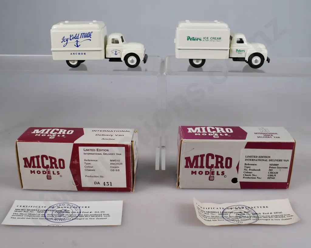 MICRO MODEL INTERNATIONAL DELIVERY VANS Image 1++