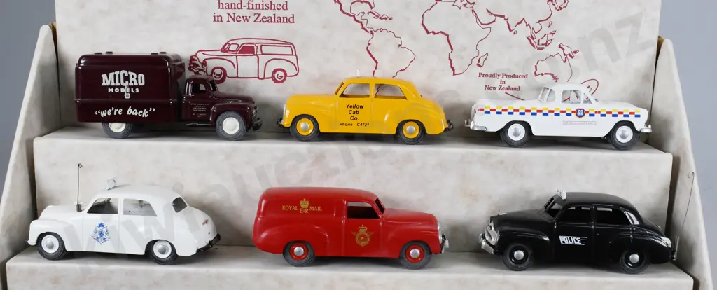 MICRO MODEL SHOP COUNTER DISPLAY Image 1++