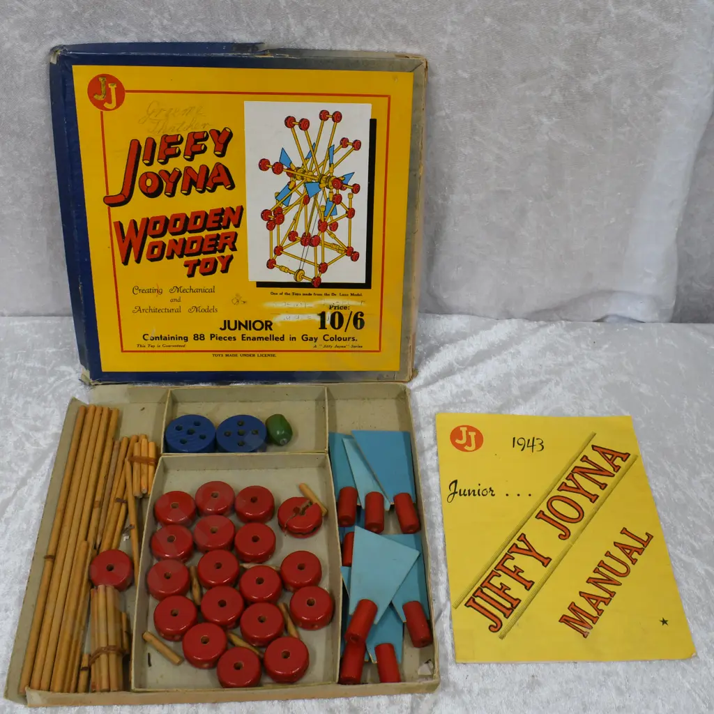 WOODEN TOY CONSTRUCTION SETS Image 1++