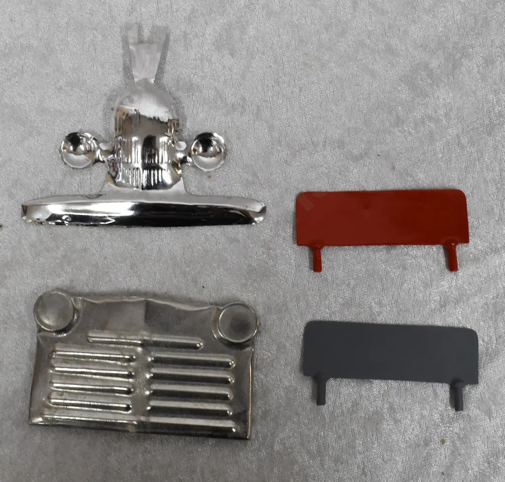 TRI-ANG, TONKA SPARE PARTS & DECALS Image 1++